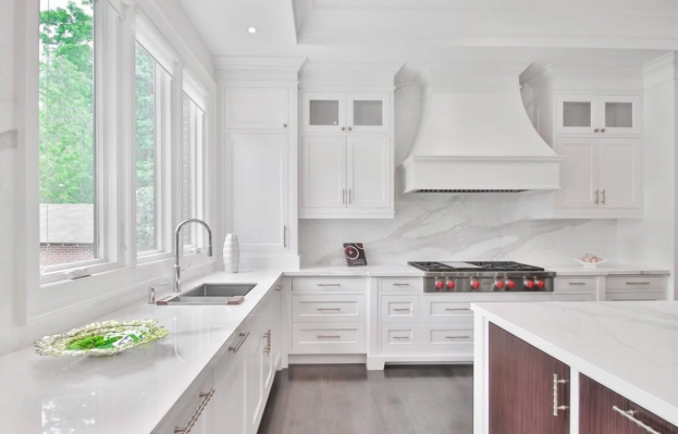 How Quartz Worktops In Chelmsford Enhance Kitchen Design