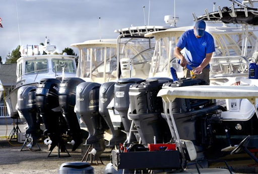 Reliable Marine Engine Service and Marine Air Conditioner Maintenance in the Arabian Gulf