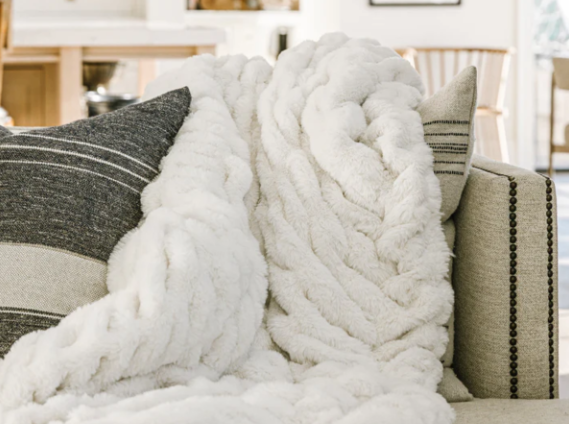 Neutral Blankets: Why Timeless Tones Make the Smartest Home Textile Choice