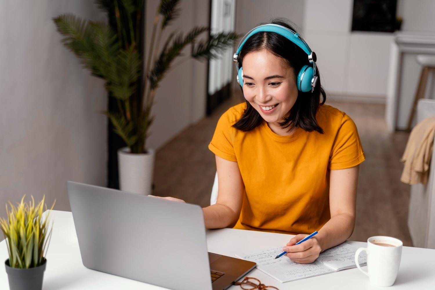 Are Online Structured Medical Assistant Training Programs Really Worth It?