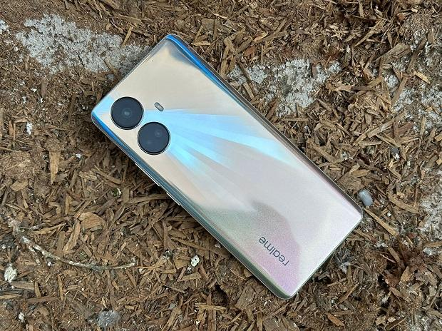 Realme 10 Pro in 2026: Full Review & Is It Still a Good Mid-Range?