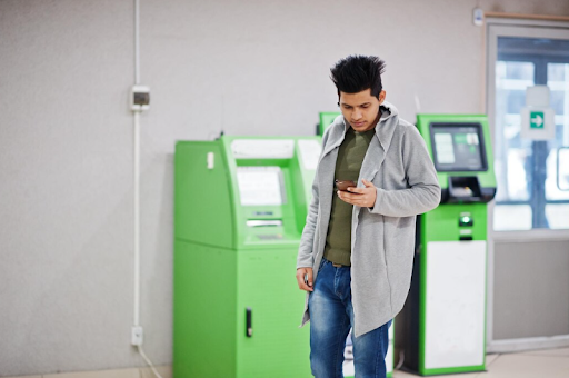 Why an ATM for Retail Businesses Can Improve Customer Convenience