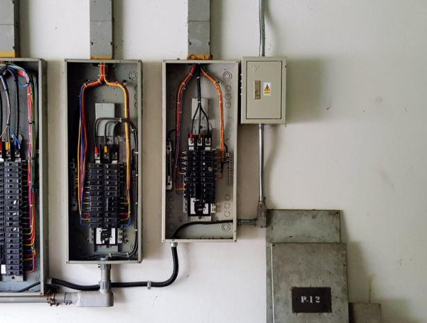 Understanding 400 AMP Service Cost Before Upgrading Your System